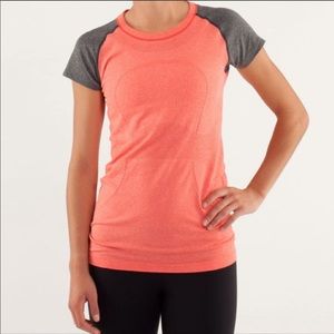 Lululemon atlético top